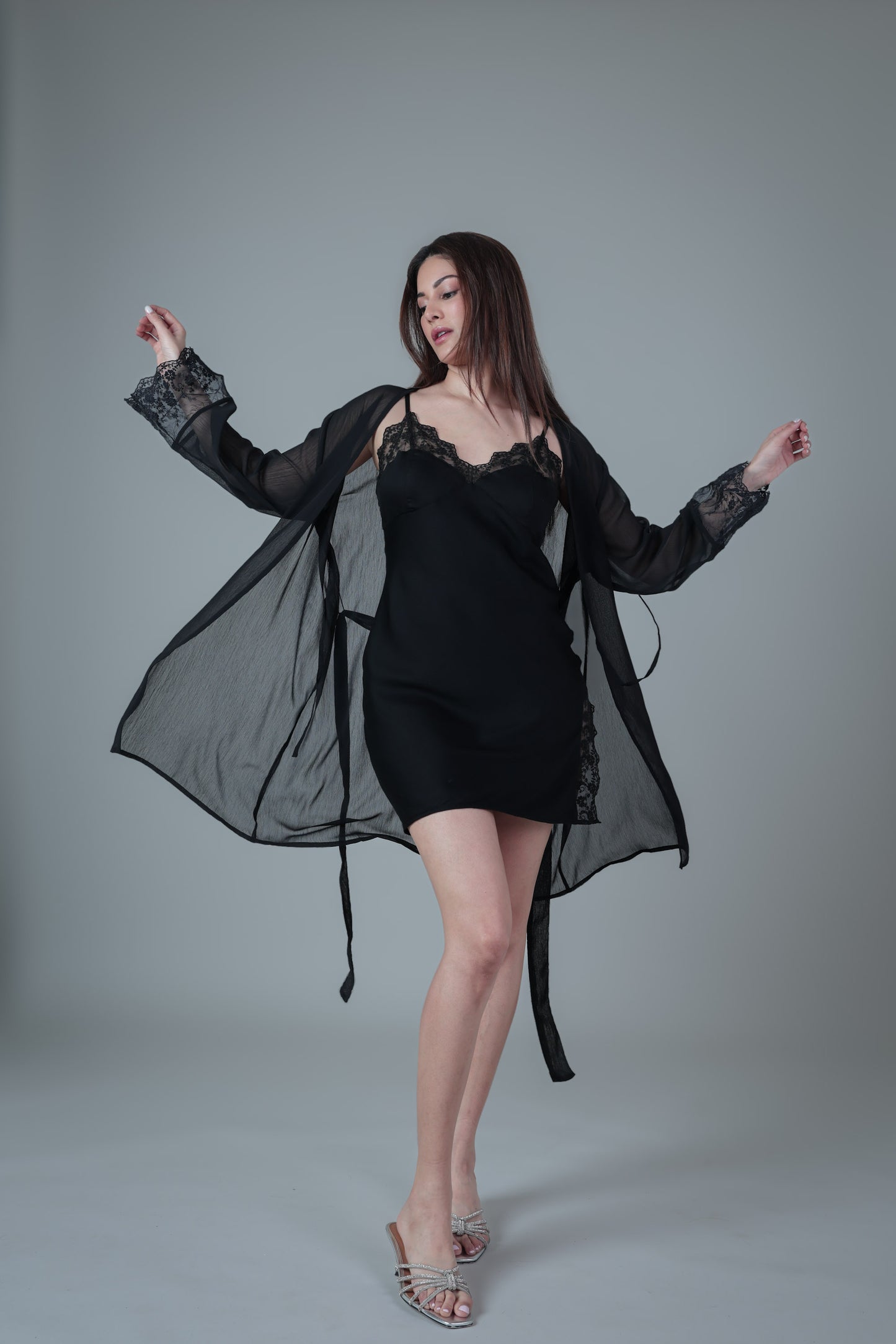 Dahlia Robe